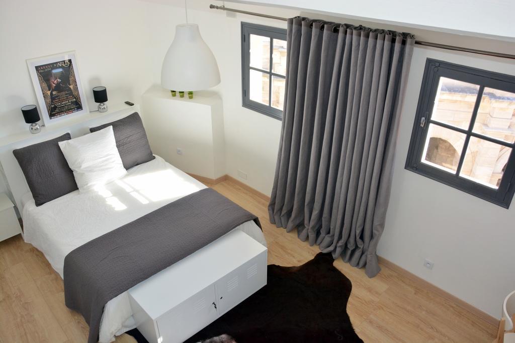 Appartement Arles Hideaway - Le Duplex des Arènes Chambre photo